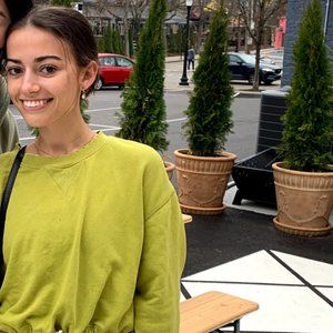 Meet your Posher, Chloe